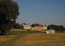 1380624906-176-schloss-pillnitz